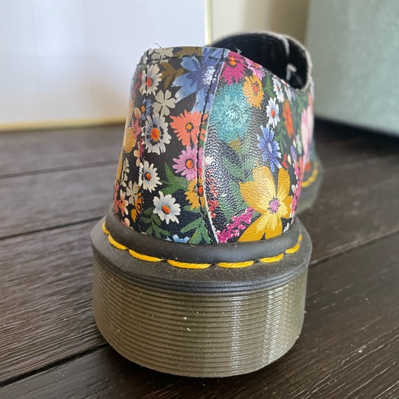 Dr. Martens black floral 8065 wanderlust maryjane - Picture 4 of 7